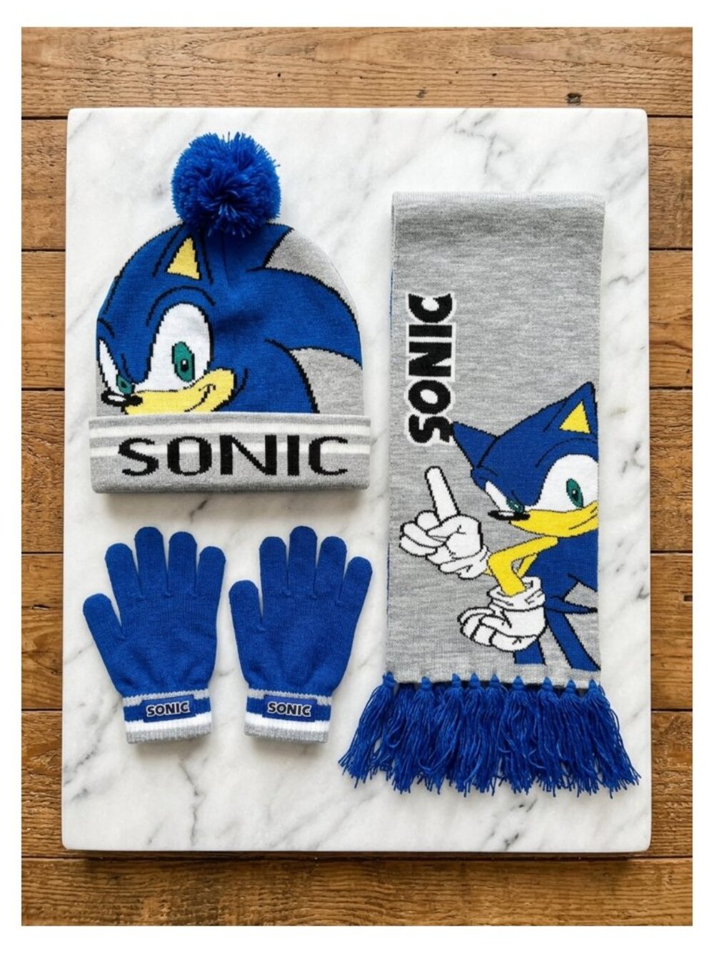 Sonic the Hedgehog Boys Cold Weather Set Hat Scarf Gloves Acrylic Nylon Elastane